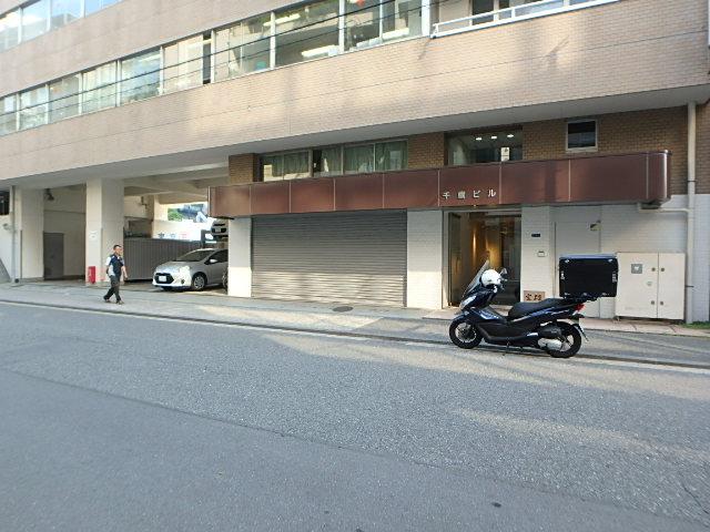 エントランス①