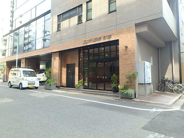 ユニバーサルビルエントランス①