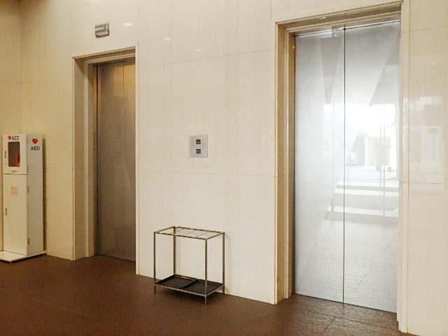 ホール②