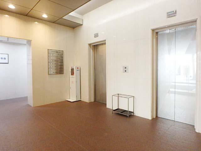 ホール①