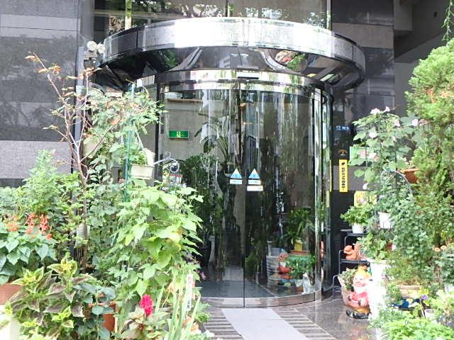 エントランス②