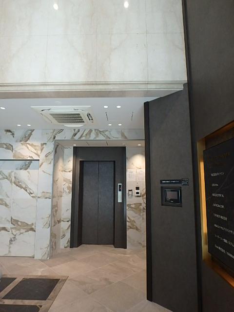 ホール②