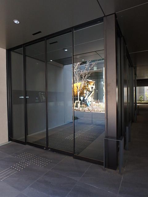 エントランス②