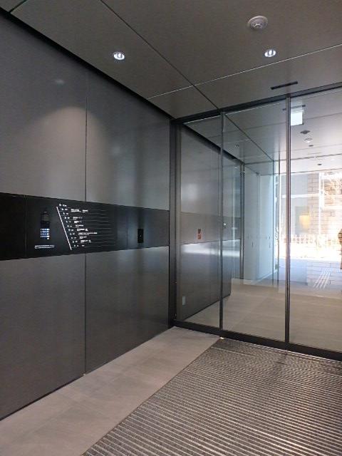 エントランス③