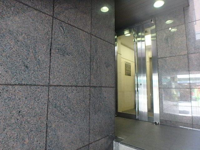 友泉本石町ビルホール①