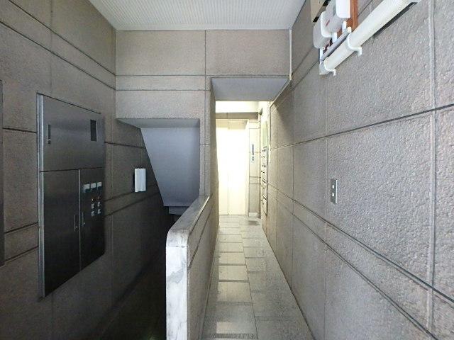 ホール①