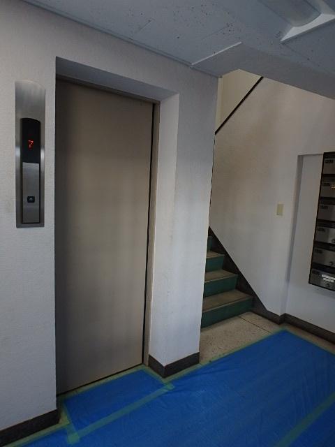 ホール②