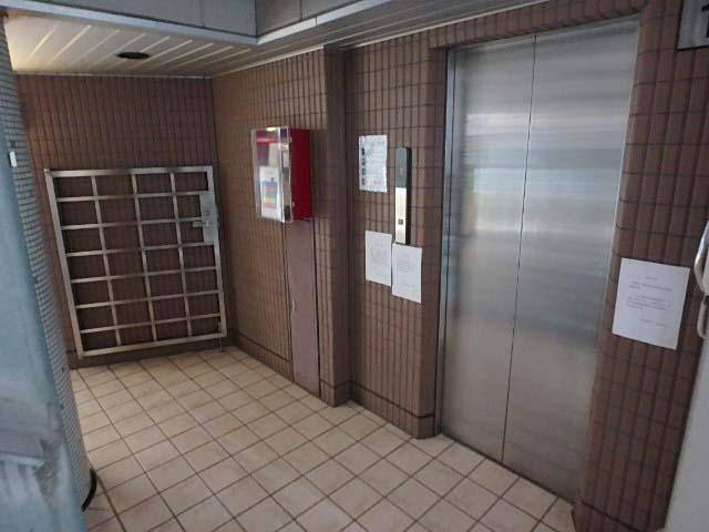 ホール②