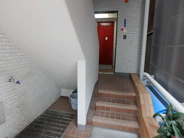 エントランス②