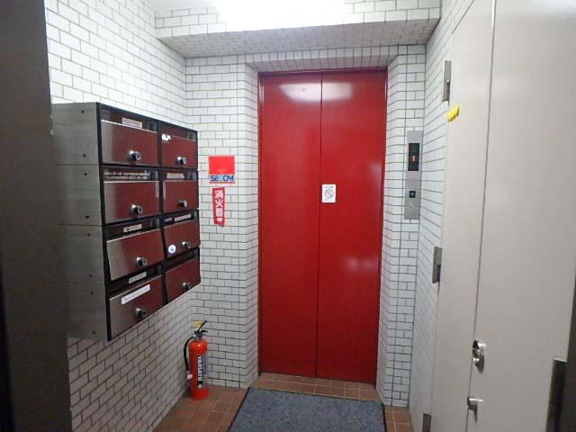 ホール②