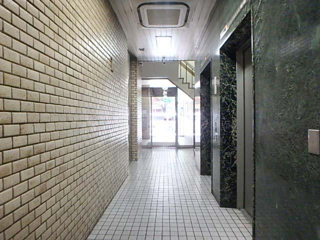 ホール③