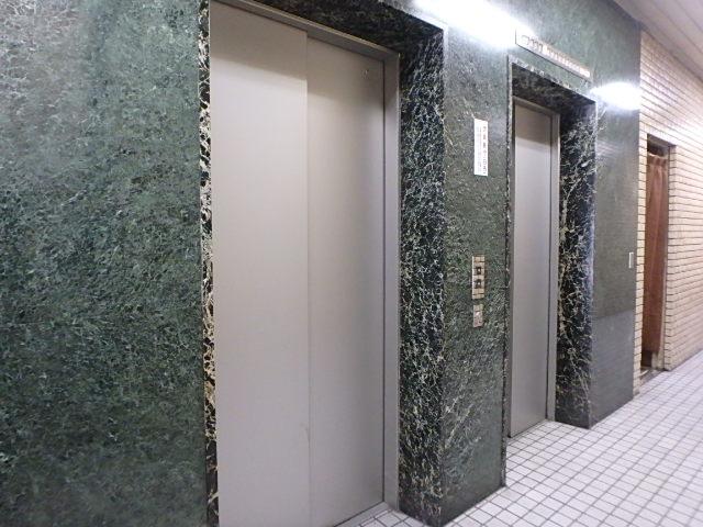 ホール②