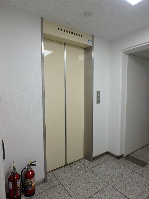 高橋ビルホール④