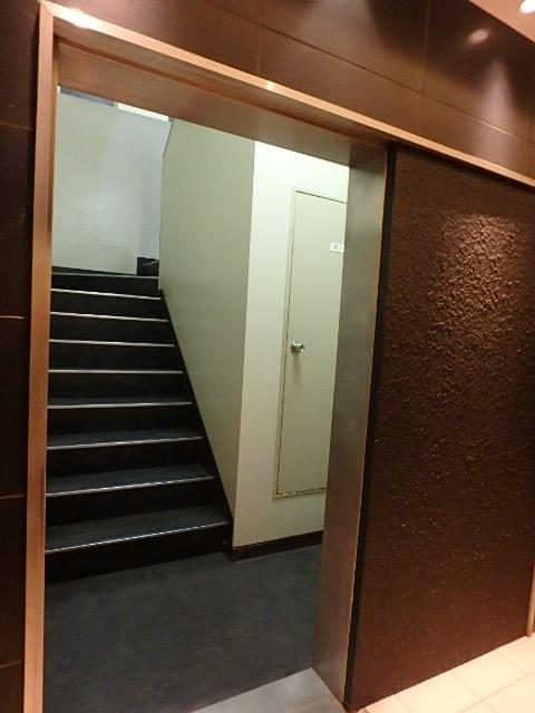 ホール③