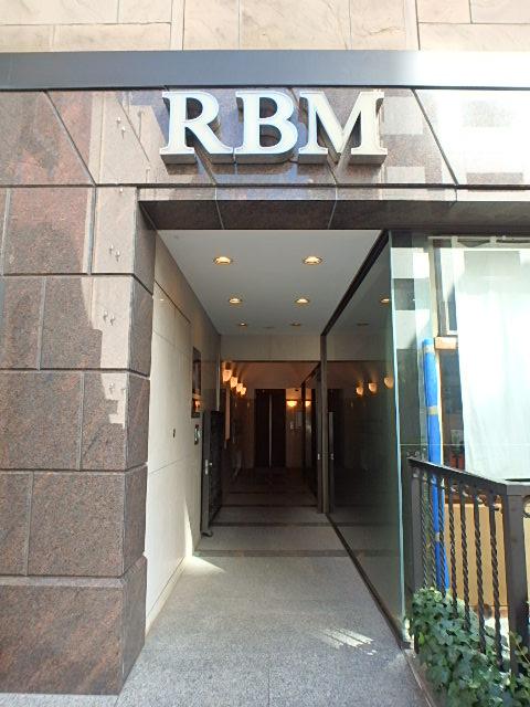 八丁堀鈴らん通りビルエントランス②