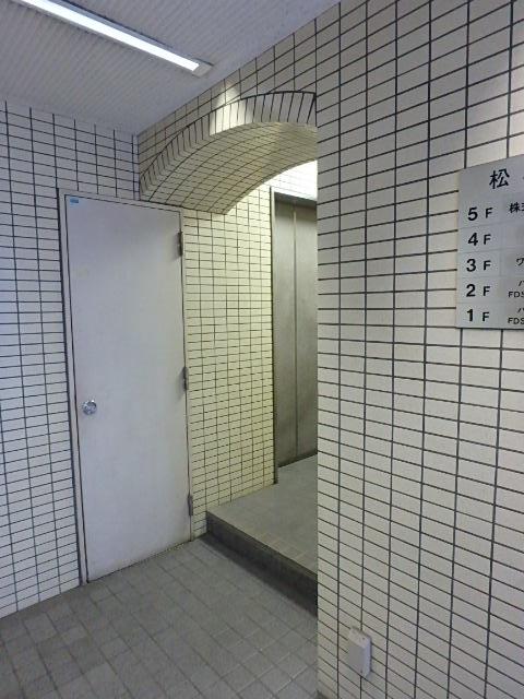 ホール②