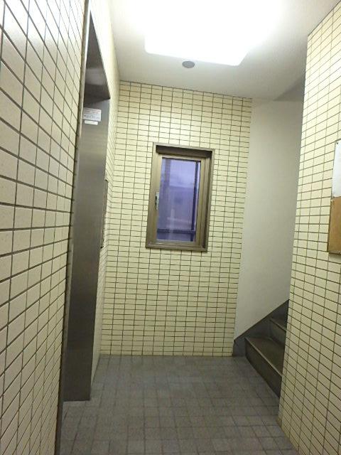 ホール③