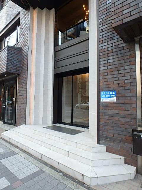 エントランス①