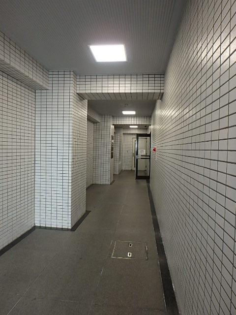 ホール①