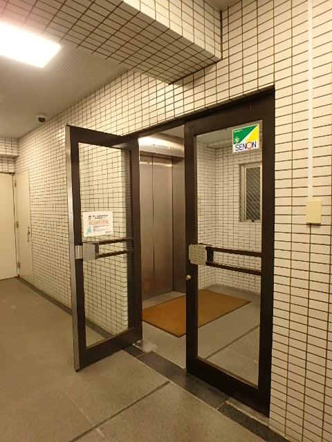 ホール②