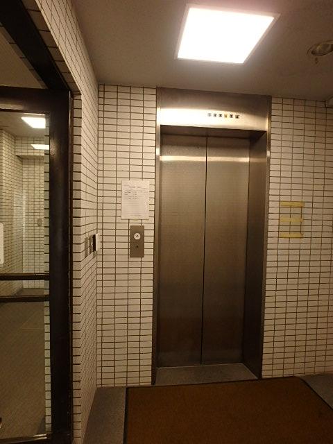 ホール③