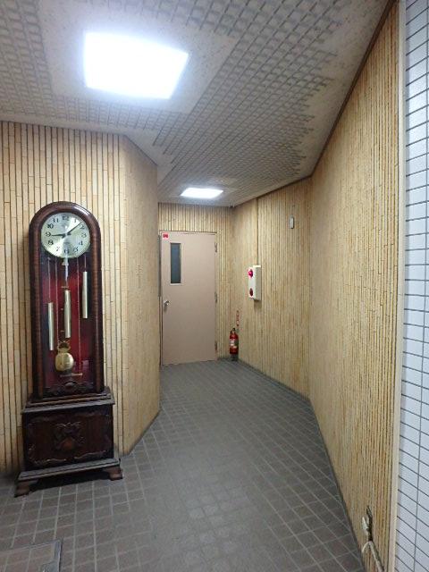 協栄八重洲ビルホール①