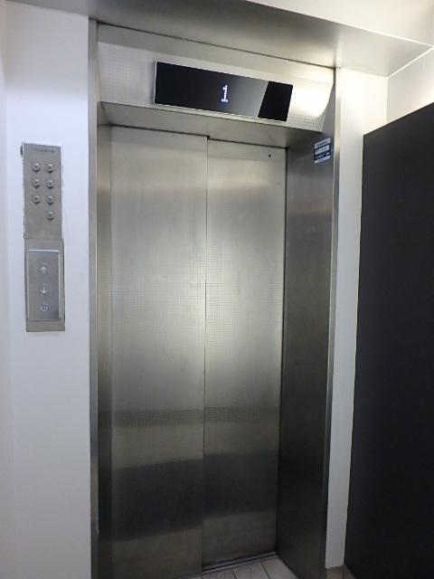 八丁堀フロンティアビルホール③