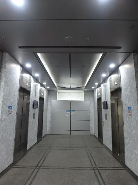 ホール②
