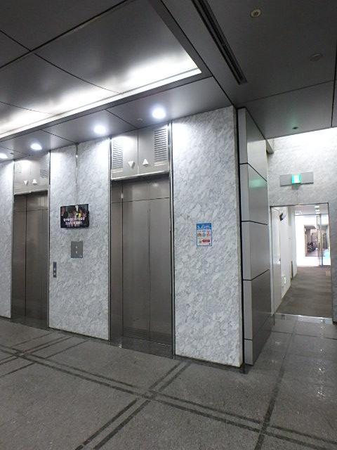 ホール③