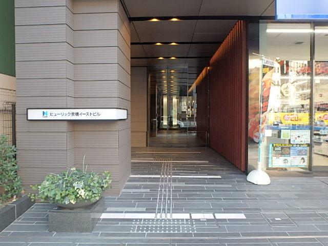 ＵＵＲ京橋イーストビルエントランス②