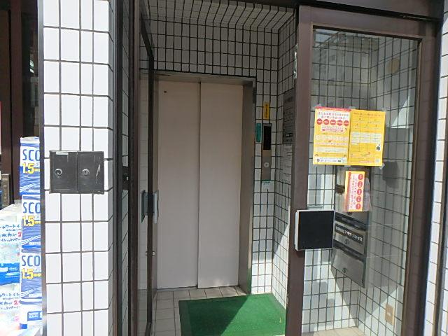 エントランス②