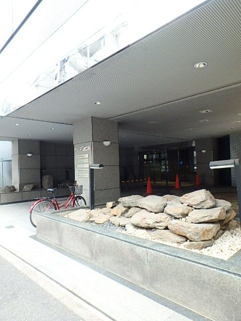 エントランス①