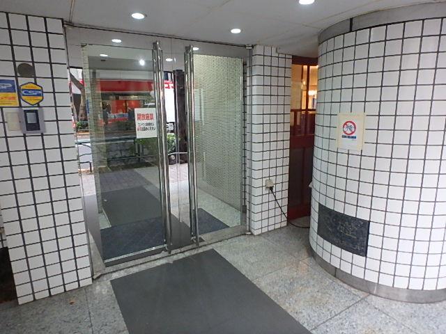 オーシー中野ビルエントランス②