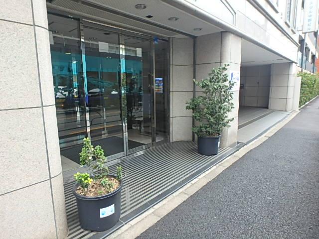 エントランス①