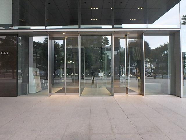 エントランス②