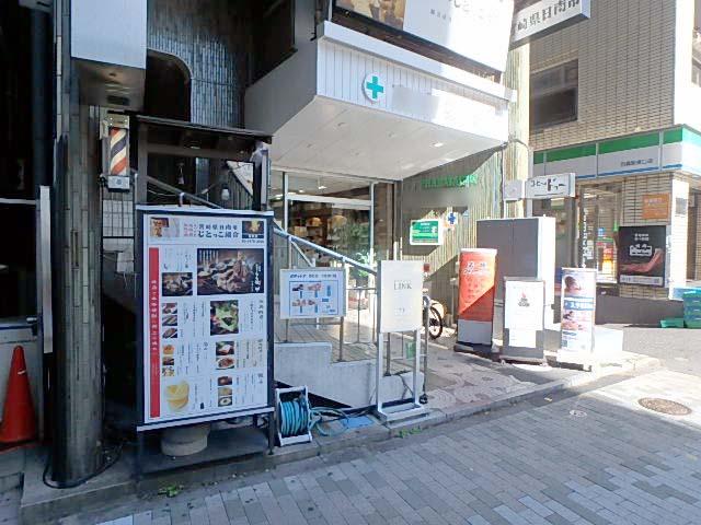 エントランス①