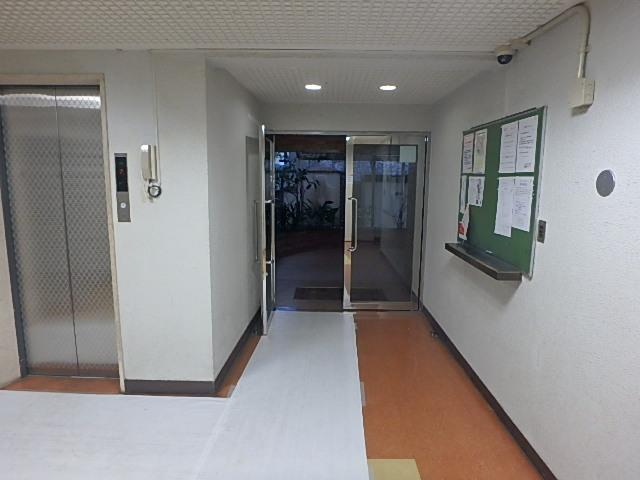 ホール③