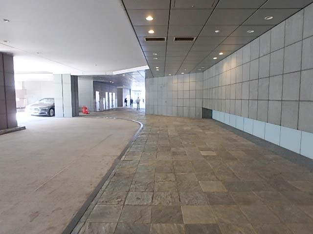ホール④
