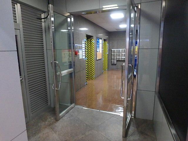 ホール②
