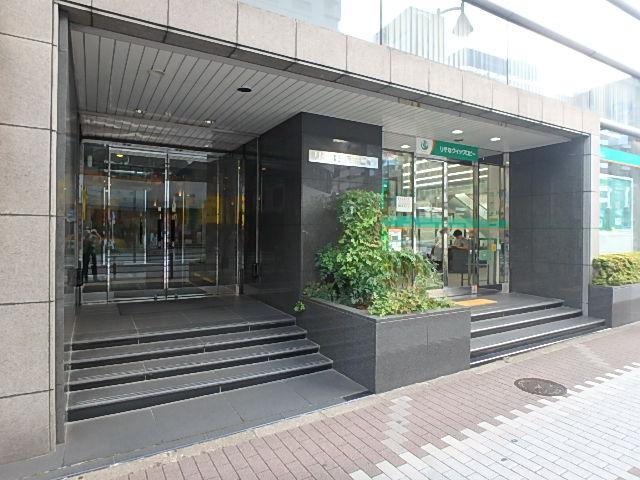 りそな五反田ビルエントランス①