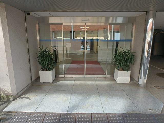 エントランス②