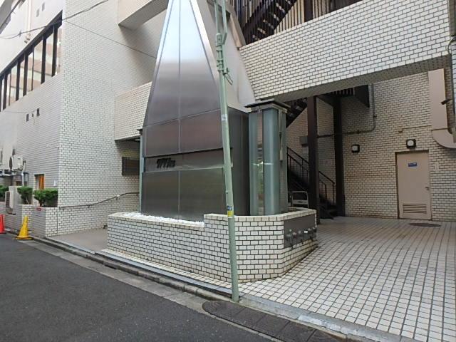 タキゲンビルエントランス①