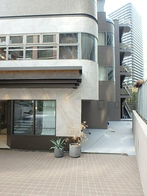 エントランス③