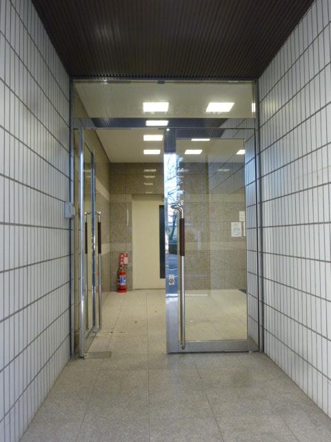 エントランス①