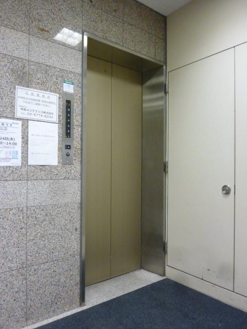 エントランス②