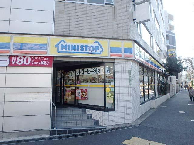 エントランス①