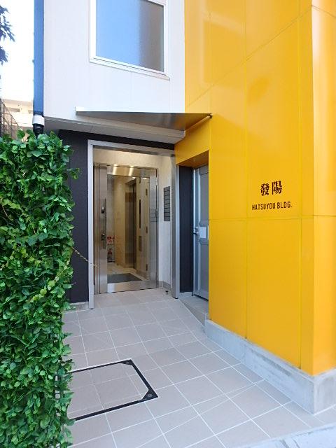 エントランス②