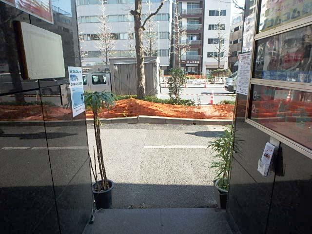 ホール③