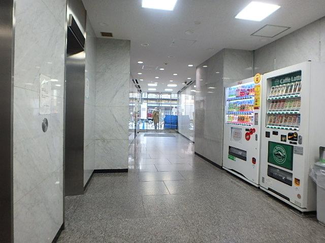 ホール③