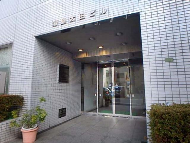湯島太田ビルエントランス①